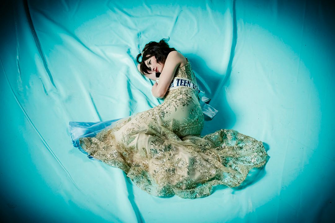 Other - Beautiful Monster : Bild Olga Kurylenko