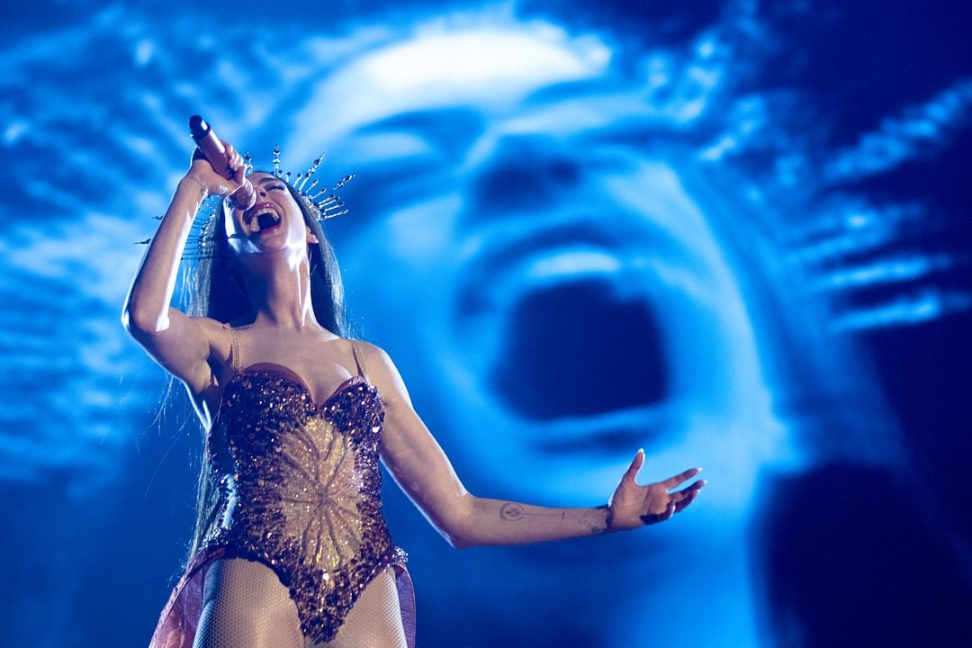 Mother Mary : Bild Anne Hathaway