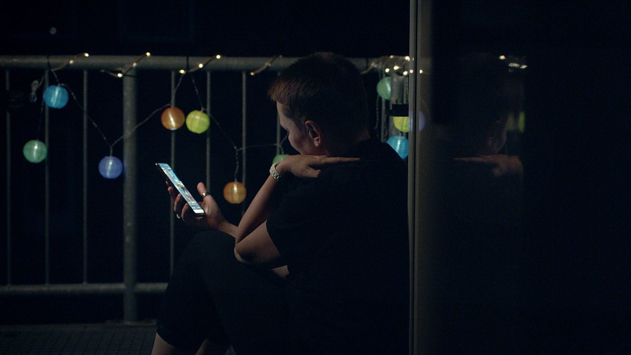 Finding Connection : Bild