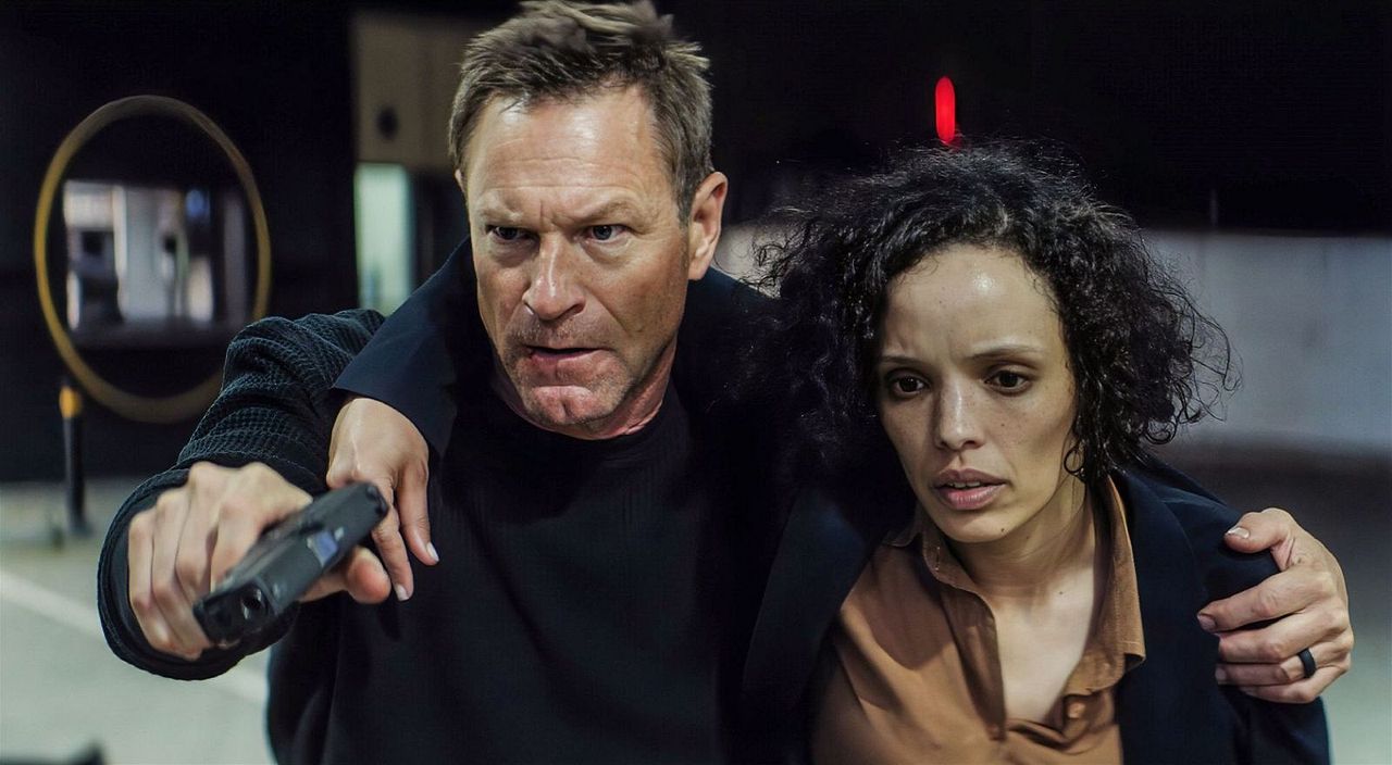 Muzzle: City Of Wolves : Bild