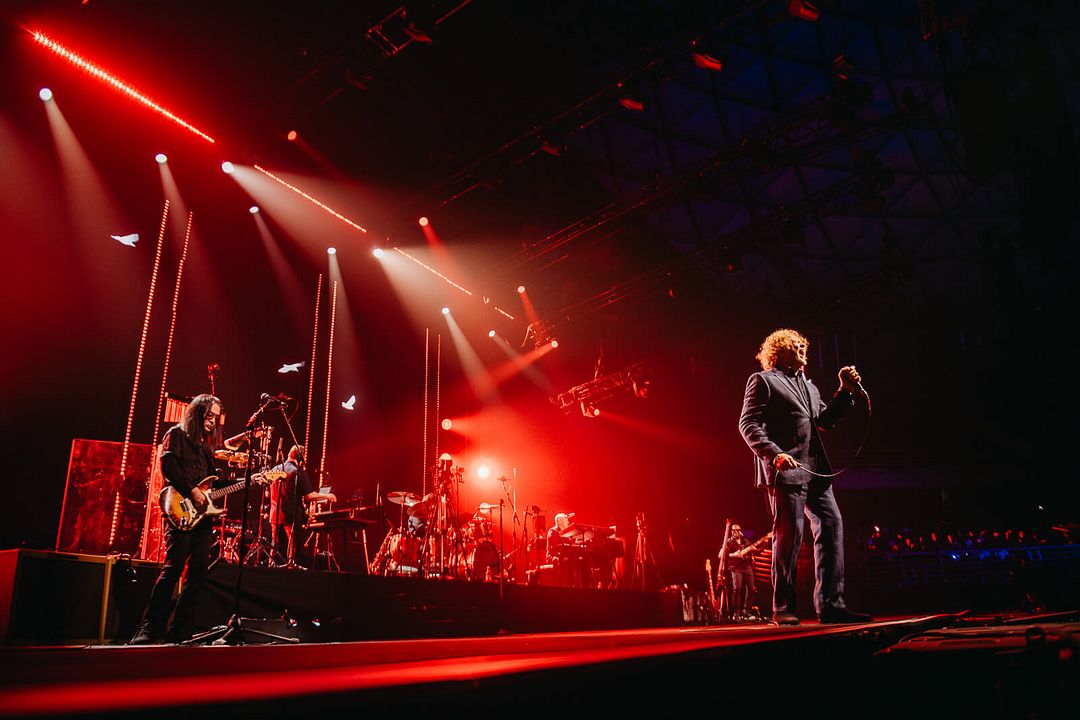 40 Years of Simply Red - Live in Santiago : Bild Simply Red , Mick Hucknall