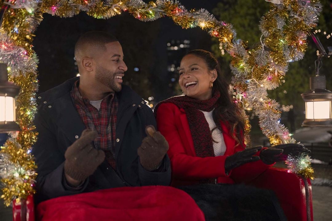 Meet Me Next Christmas : Bild Christina Milian, Devale Ellis