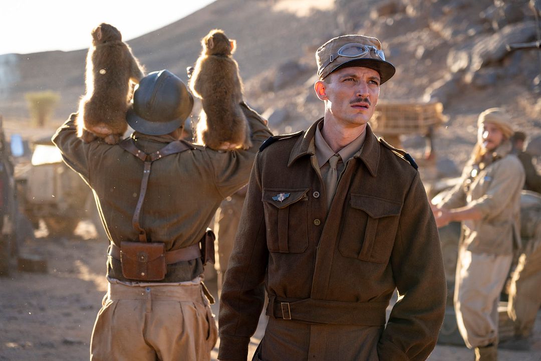 De Gaulle: Tilting Iron : Bild Niels Schneider