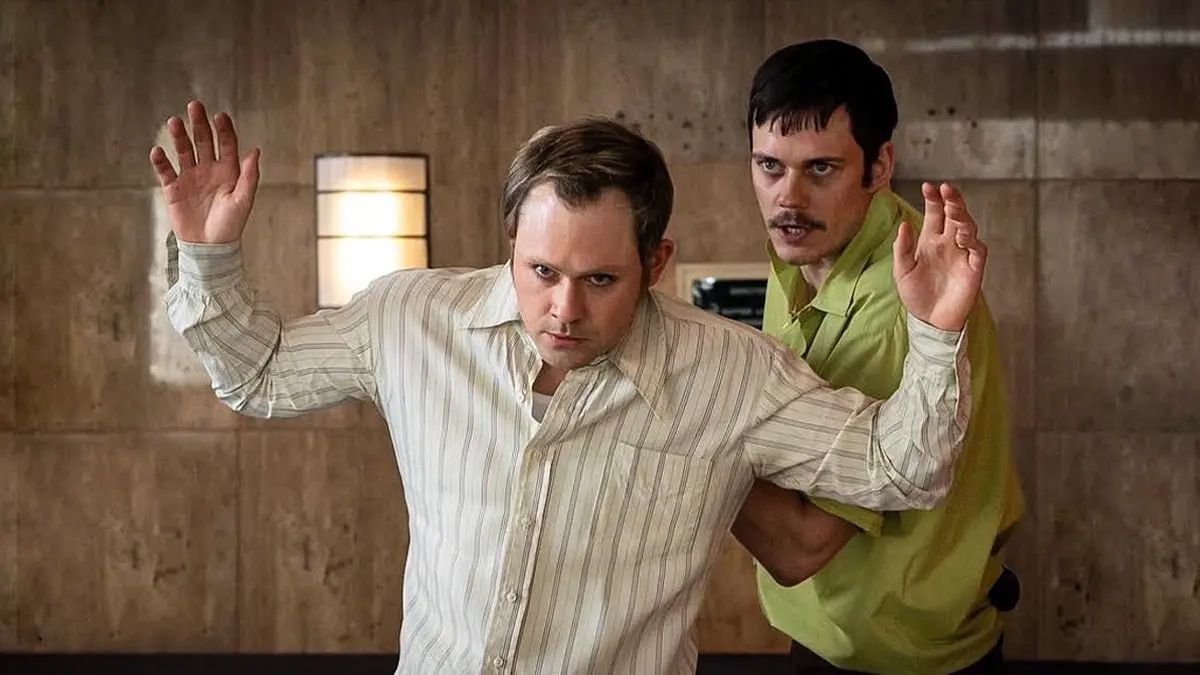 Dead Man's Wire : Bild Bill Skarsgård, Dacre Montgomery