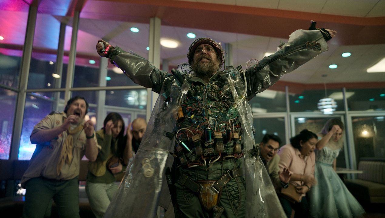 Good Luck Have Fun Don't Die : Bild Sam Rockwell