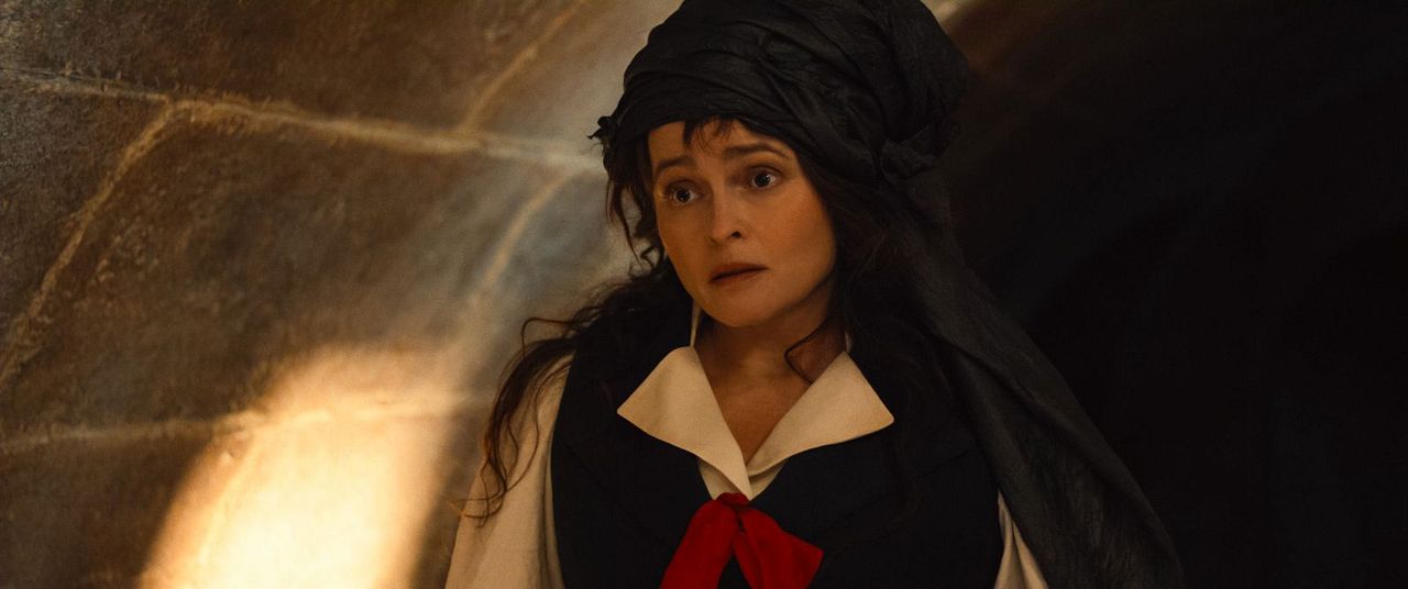 Enola Holmes 3 : Bild Helena Bonham Carter