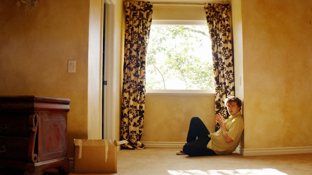 Private Property - Somebody's Always Watching : Bild