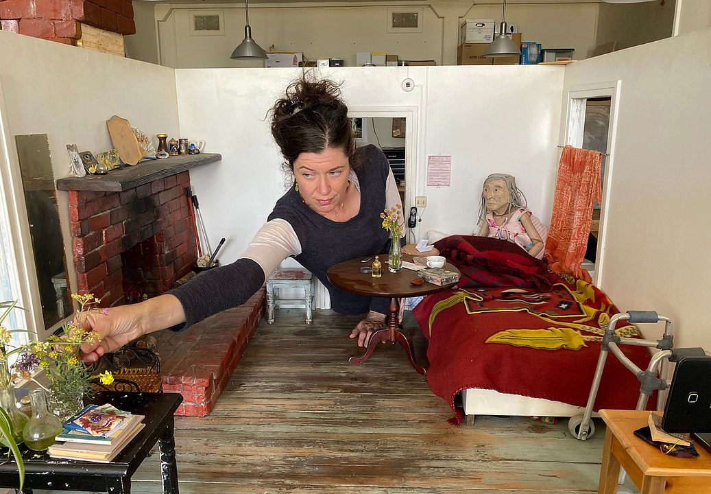 Yo - Love Is A Rebellious Bird : Bild