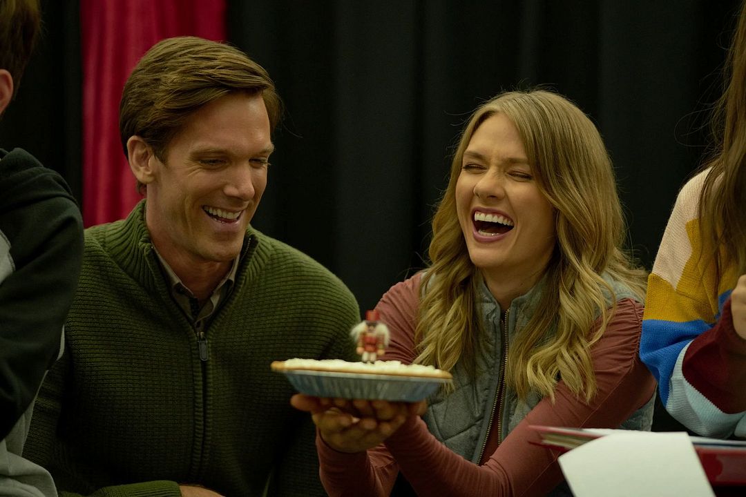 Mein Schwarm zu Weihnachten : Bild Victor Zinck Jr., Tori Anderson