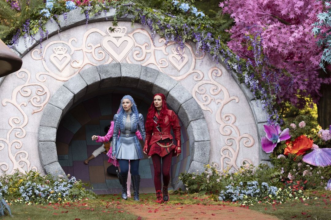 Descendants 5: Wicked Wonderland : Bild Kylie Cantrall, Malia Baker
