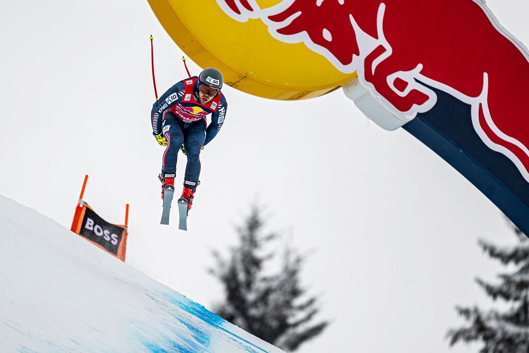 Downhill Skiers - Ain't No Mountain Steep Enough : Bild Aleksander Aamot Kilde