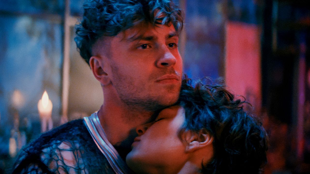 Cyberpunk Romance : Bild