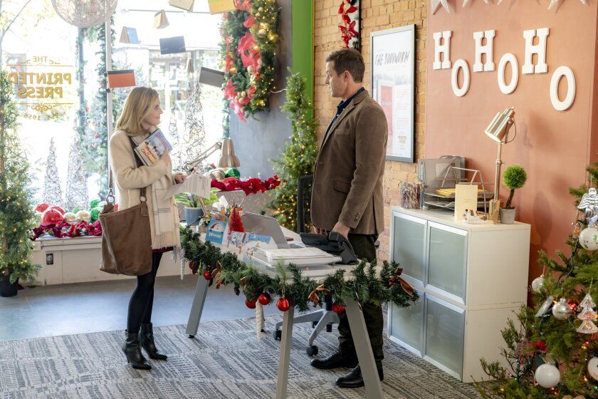 Angel Falls: Eine Bilderbuch-Weihnacht : Bild