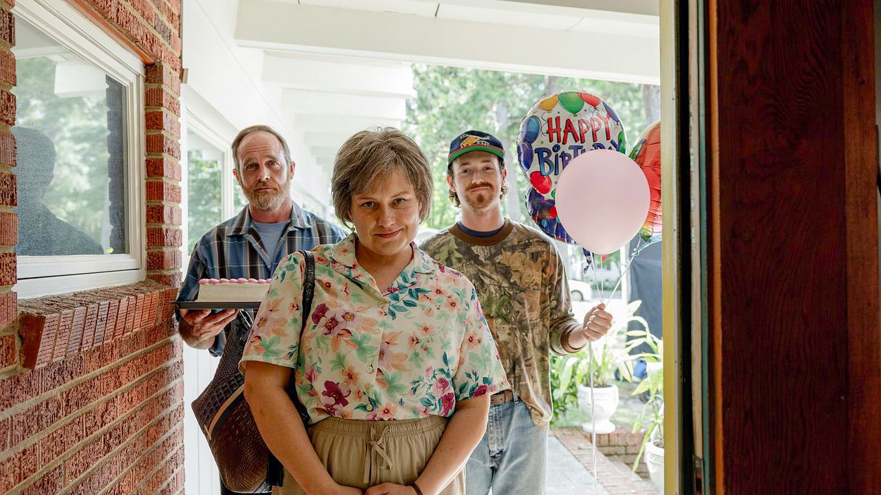 That's Why The Lady Is A Champ : Bild Coleman Pedigo, Ethan Embry, Merritt Wever