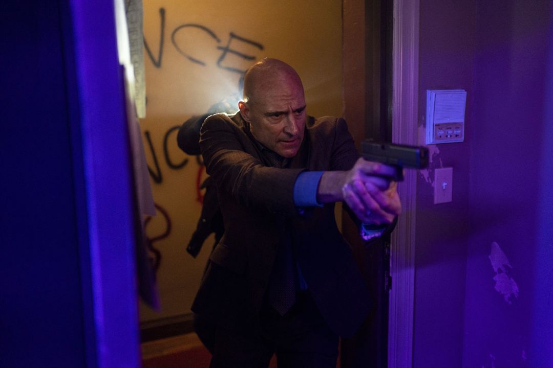 The Silent Hour : Bild Mark Strong