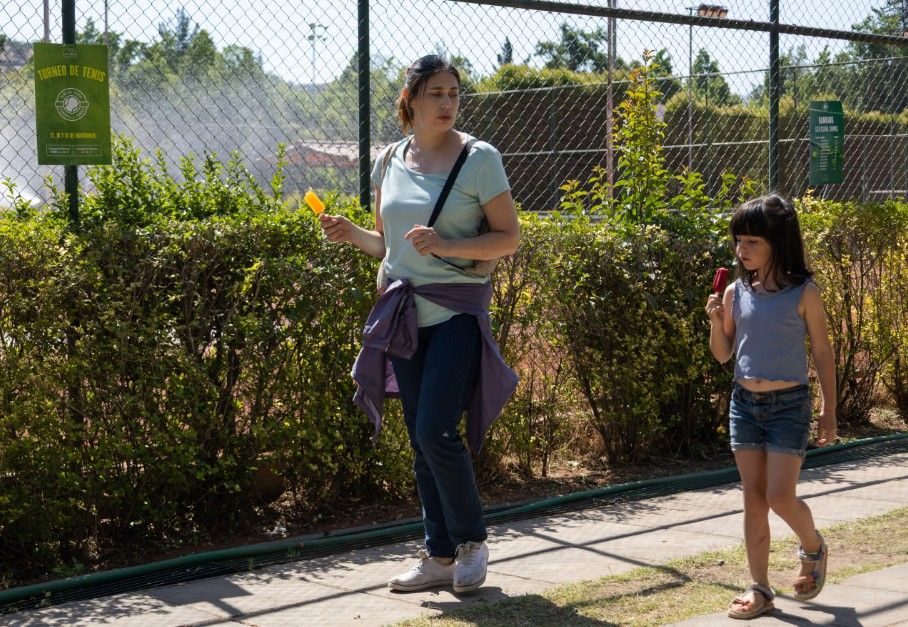 Limpia – Schwimm zu mir : Bild Rosa Puga Vittini, Maria Paz Grandjean