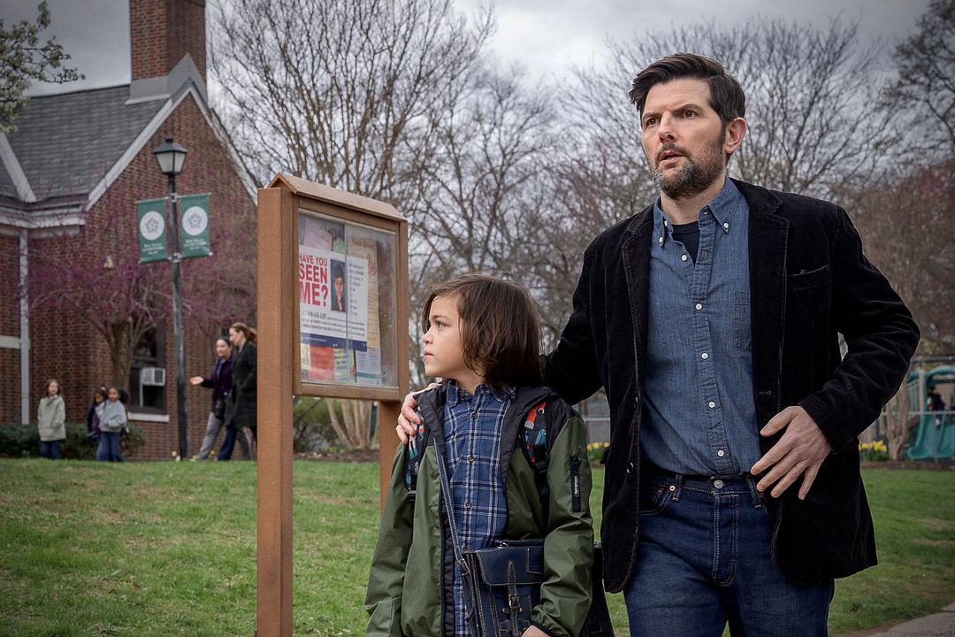 The Whisper Man : Bild Adam Scott, Acston Luca Porto