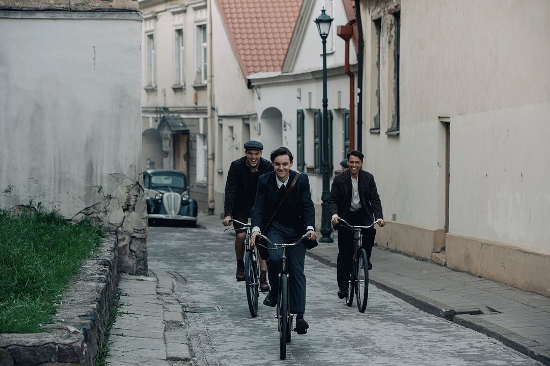 Wahrheit & Verrat - Truth & Treason : Bild