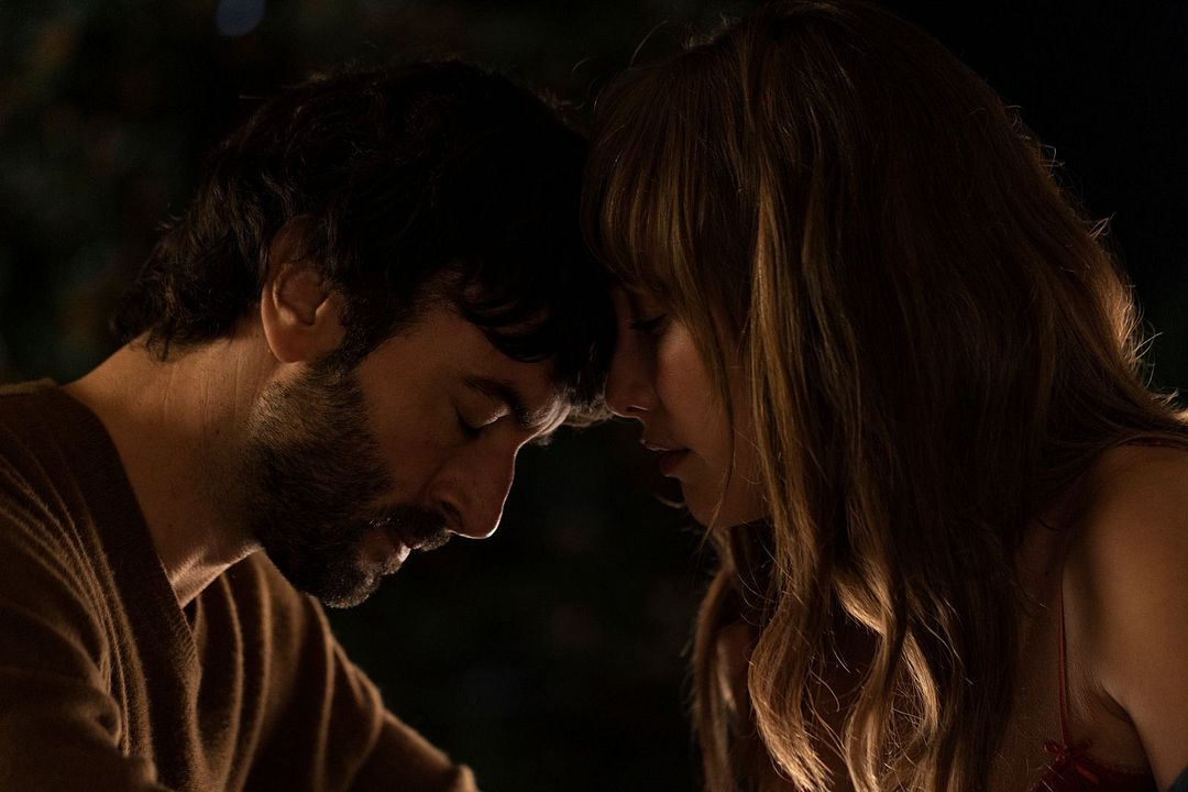 The Sleeping Woman : Bild Javier Rey, Almudena Amor