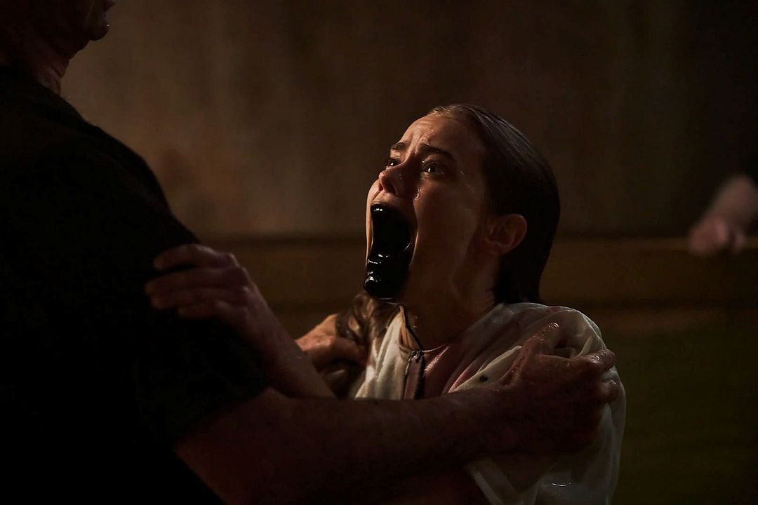 Diabolic - Gefäß des Teufels : Bild Elizabeth Cullen