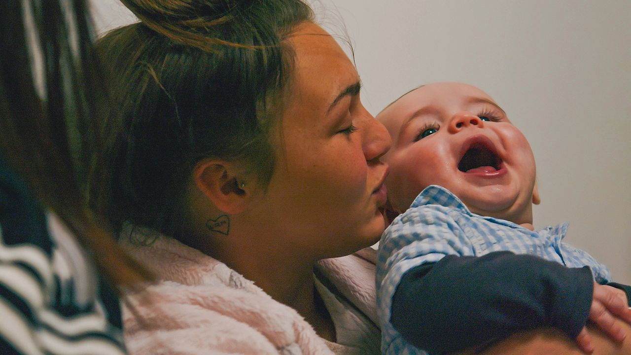 Girls Don't Cry : Bild