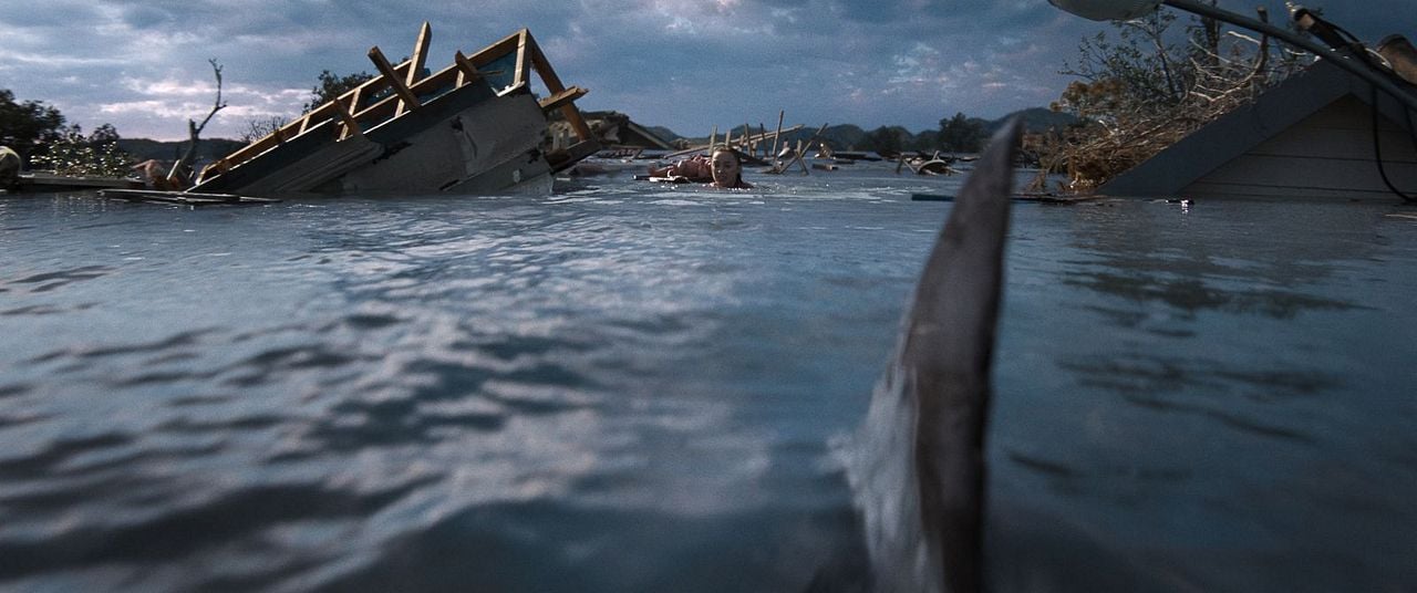 Thrash : Bild Phoebe Dynevor