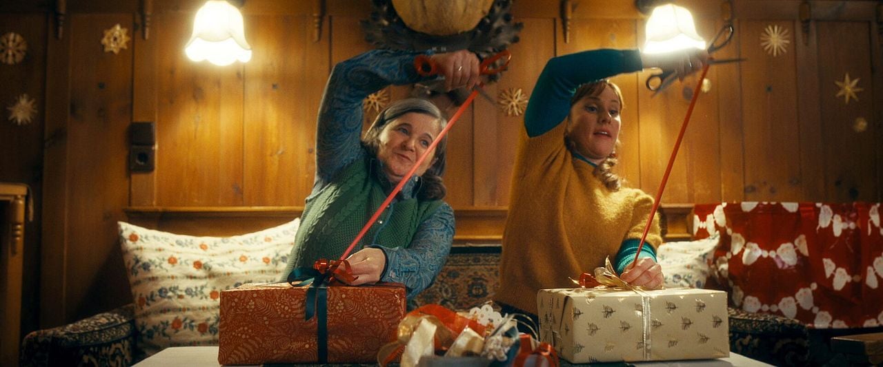 Aufputzt is' - Ein Weihnachtsdebakel : Bild Maria Hofstätter, Marlene Morreis