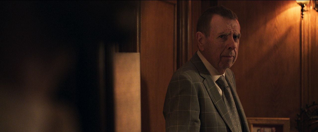 Hamlet - All That Lives Must Die : Bild Timothy Spall