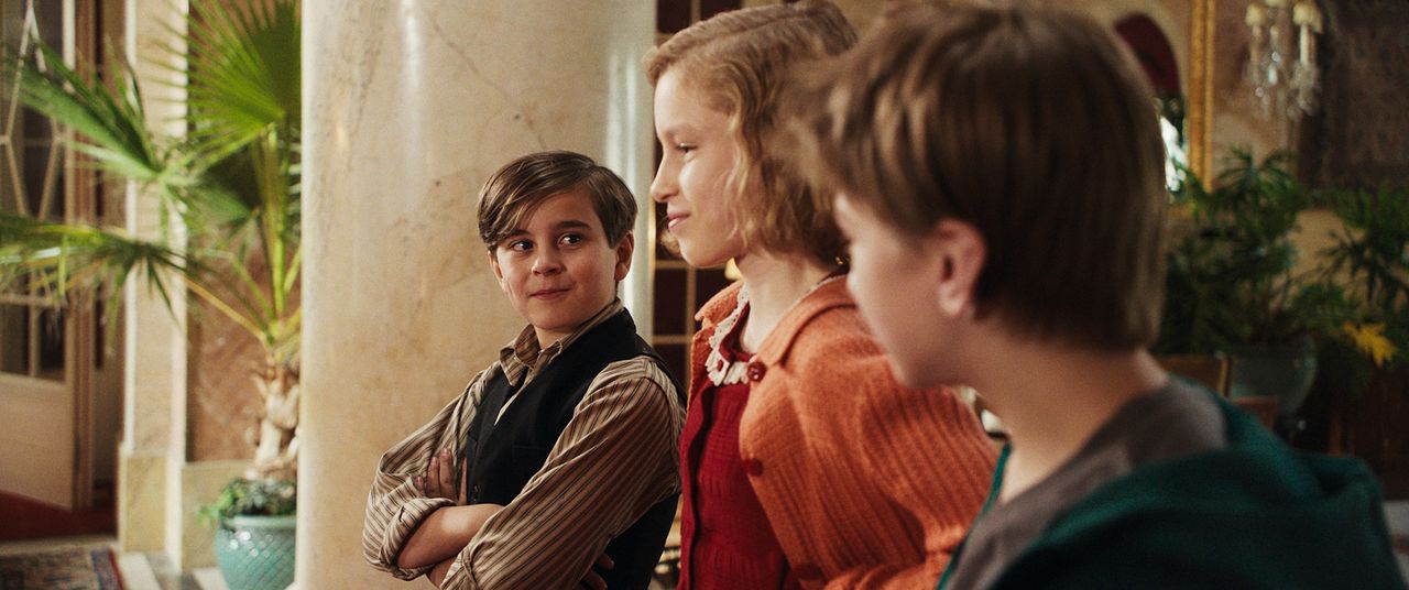 Das geheime Stockwerk : Bild Silas John, Annika Benzin, Maximilian Reinwald