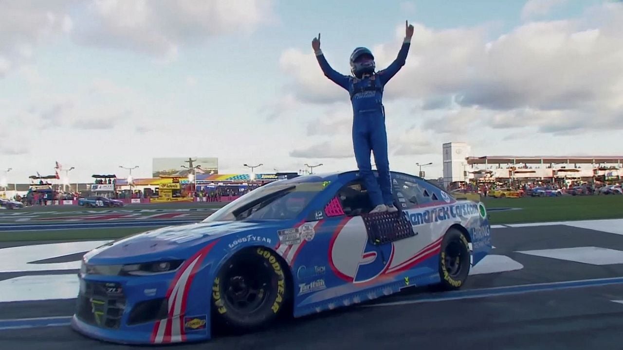 Kyle Larson vs. The Double : Bild