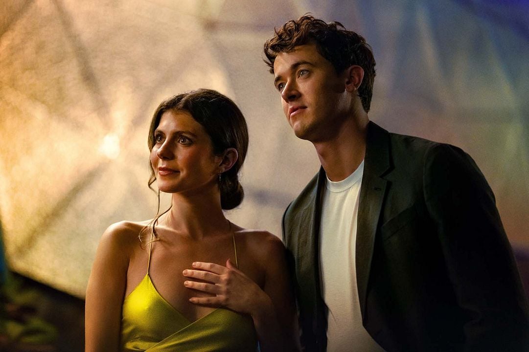 People We Meet On Vacation : Bild Tom Blyth, Emily Bader