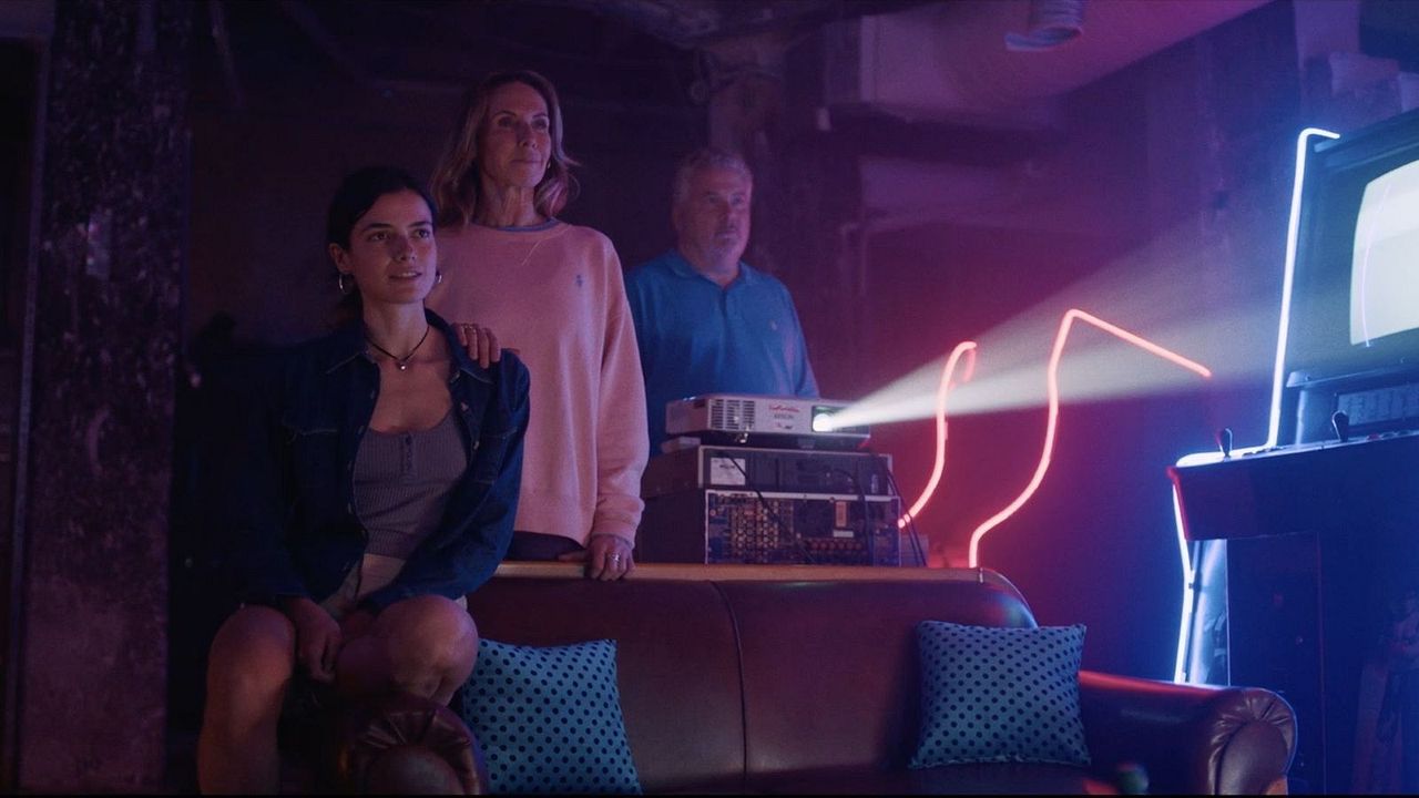 Buzzheart : Bild Evelina Papoulia, Konstantina Messini