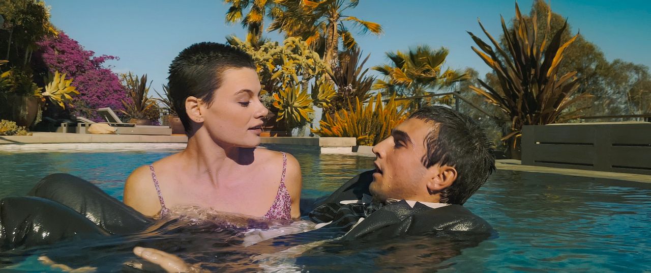 June & John : Bild Luke Stanton Eddy, Matilda Price