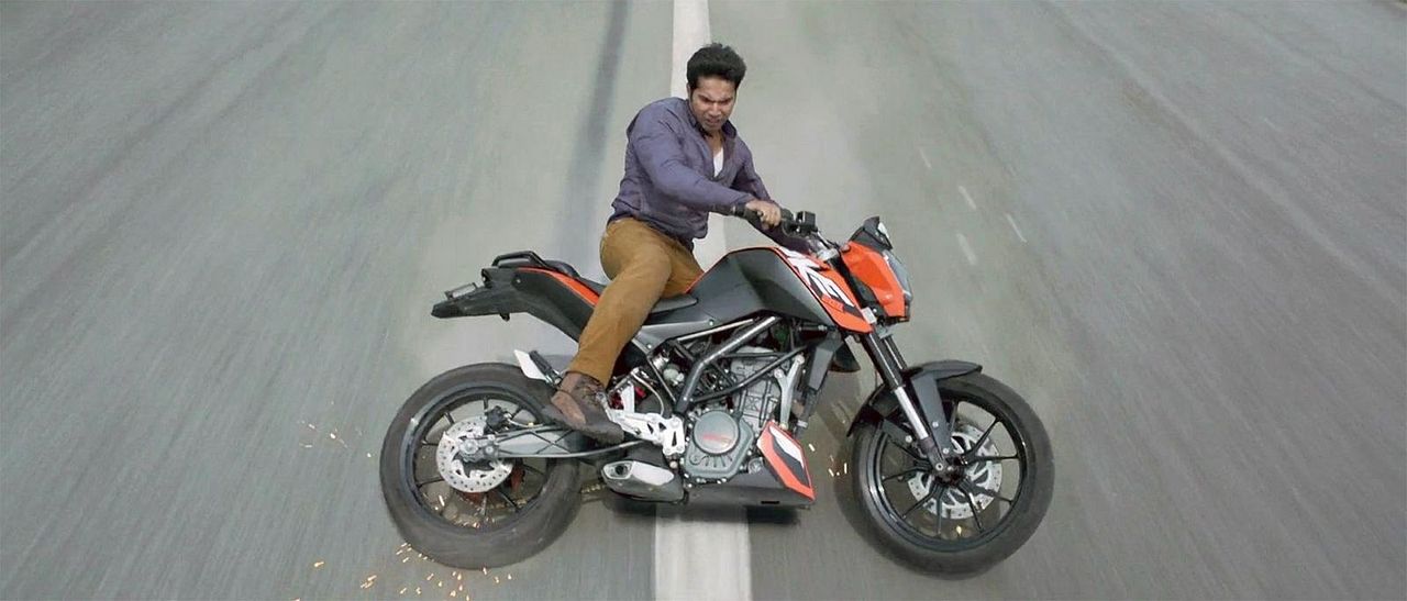 Liebeschaos : Bild Varun Dhawan
