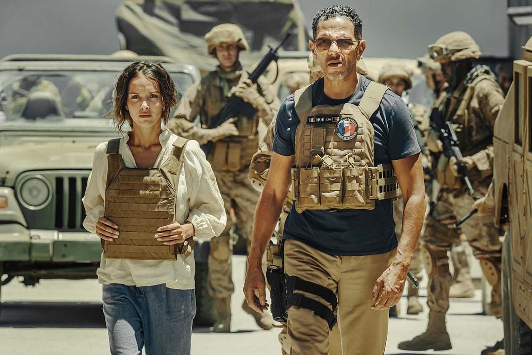 Operation: Kabul : Bild Lyna Khoudri, Roschdy Zem