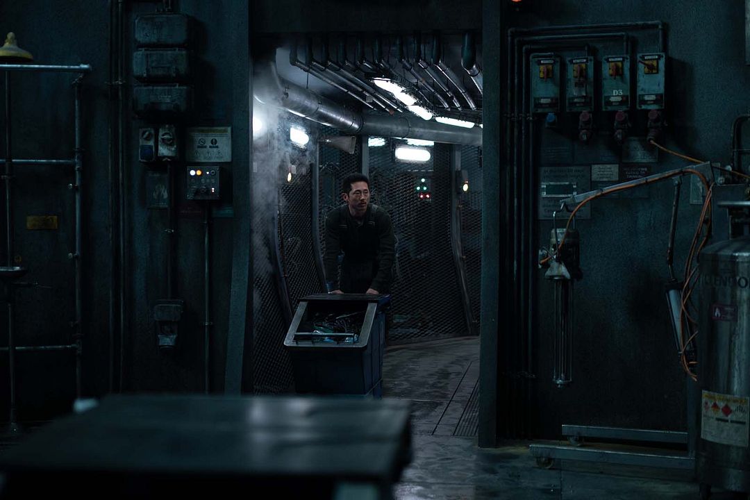 Mickey 17 : Bild Steven Yeun