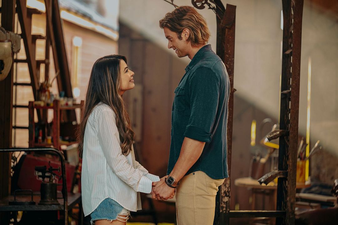 The Wrong Paris : Bild Pierson Fodé, Miranda Cosgrove