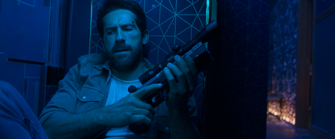 Take Cover : Bild Scott Adkins