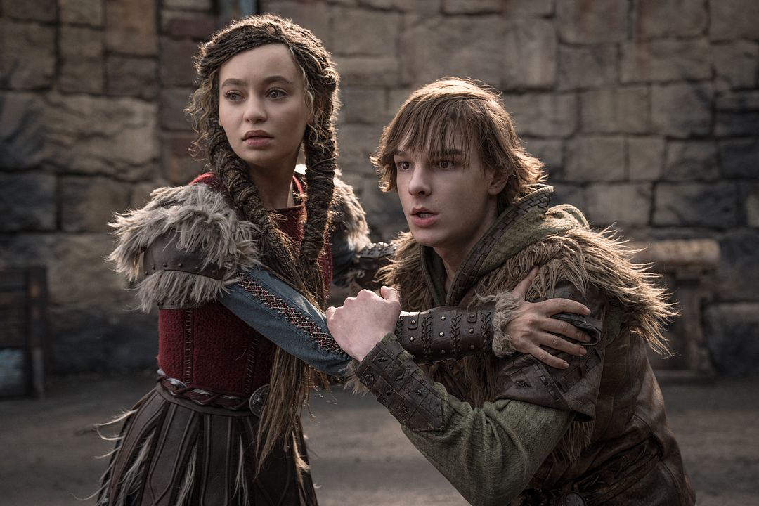 Drachenzähmen leicht gemacht : Bild Mason Thames, Nico Parker