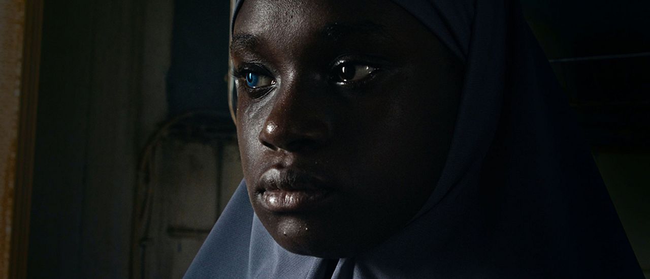 Aisha Can't Fly Away : Bild Buliana Simona