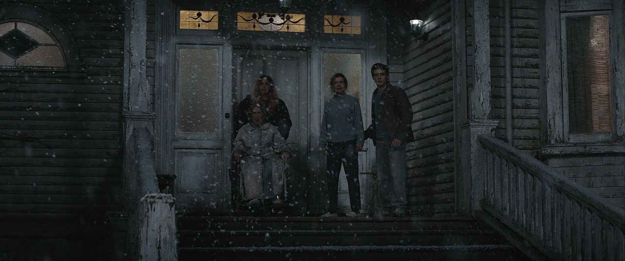 Evil Dead Burn : Bild Tandi Wright, Maude Davey, Souheila Yacoub
