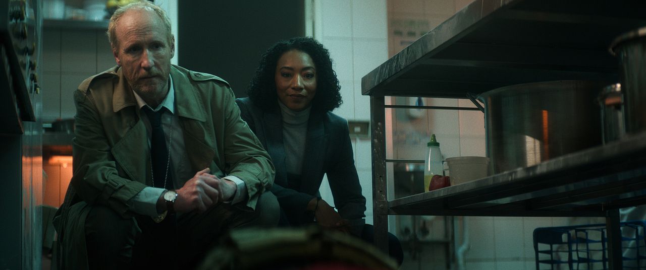 Mr. No Pain : Bild Matt Walsh, Betty Gabriel