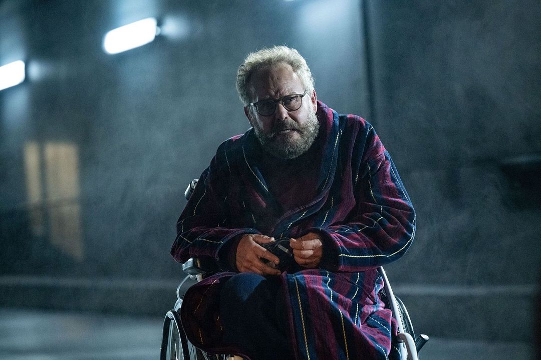 Shell - Schönheit hat ihren Preis : Bild Peter MacNicol