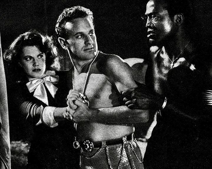 Phantom des großen Zeltes : Bild Al Hoosmann, Armin Dahlen, Angelika Hauff