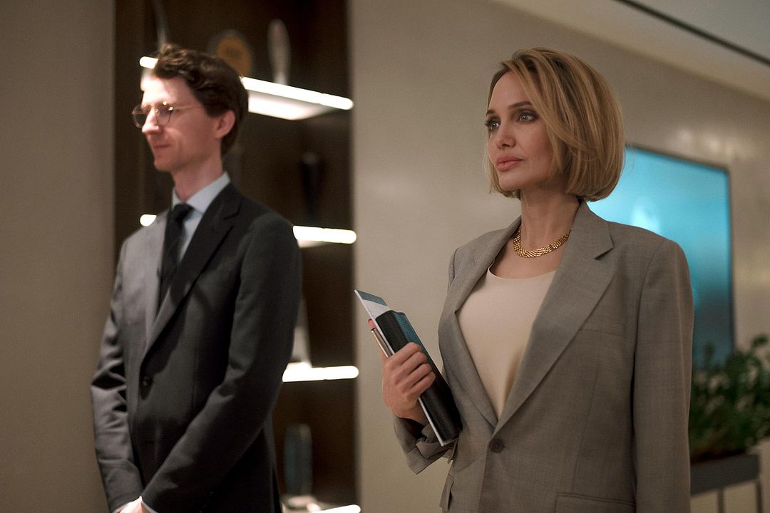 Anxious People : Bild Angelina Jolie