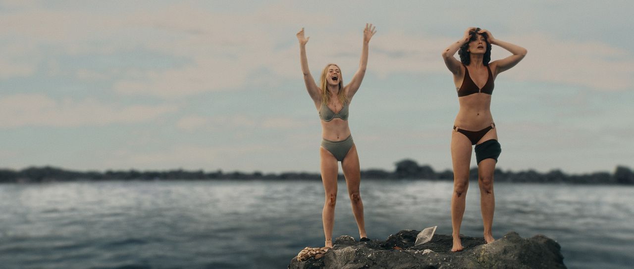 Killer Whale : Bild Virginia Gardner, Melanie Jarnson