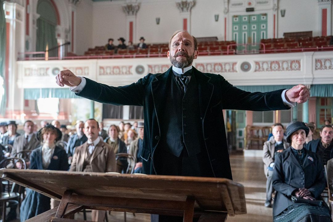 The Choral : Bild Ralph Fiennes