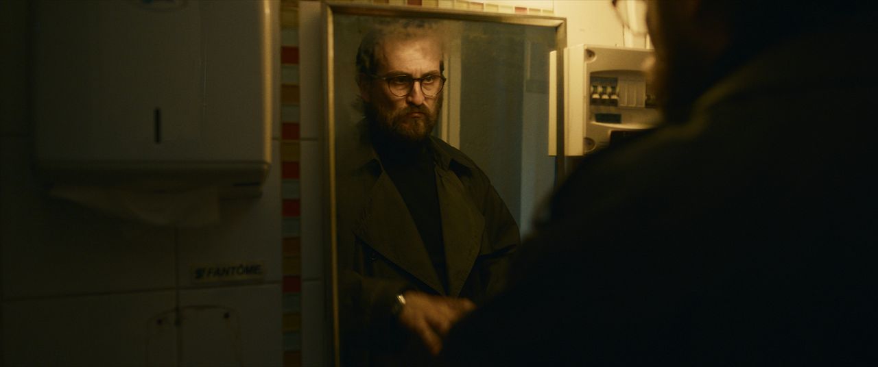 Kämpferin im Untergrund : Bild