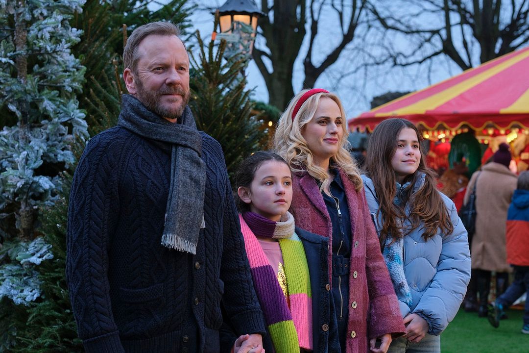 Das Wunder von Stoneford : Bild Rebel Wilson, Kiefer Sutherland