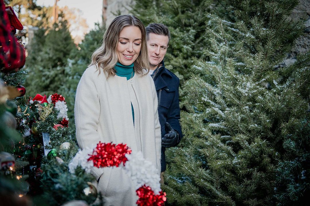 Das perfekte Weihnachtsdate : Bild Ella Cannon, Benjamin J Stevens